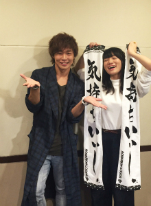 安達勇人、千菅春香